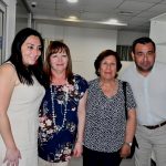 DESTACAN APROBACIÓN DE MÁS DE 700 MILLONES PARA REEMPLAZO DE PUENTE EN SECTOR TRINIDAD Los vecinos junto al alcalde Arriagada agradecieron a la Gobernadora regional por la aprobación de los recursos de parte del CORE.