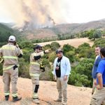 ARDUO TRABAJO PARA MANTENER CONTROLADO INCENDIO EN EL DURAZNO