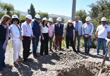 COLOCAN PRIMERA PIEDRA PARA RECUPERAR ÍNTEGRAMENTE ACCESO AL PUENTE LA HUERTA