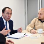 ANTE MINISTRO DEL DEPORTE SE PLANTEA INICIATIVA PARA CONTAR CON POLIDEPORTIVO EN SAGRADA FAMILIA