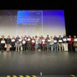 ADULTOS MAYORES RECIBEN RECURSOS