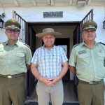 ALCALDE DA LA BIENVENIDA A NUEVO JEFE DE RETÉN DE VILLA PRAT