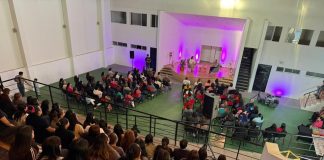 CHARLA DE MARIANA DERDERIAN EN EL MES DE LA VISIBILIDAD FEMENINA